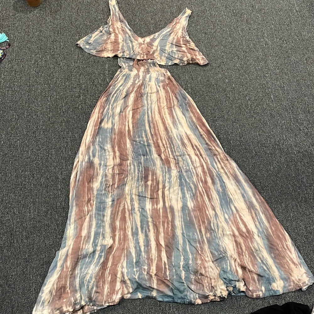 Tiare hawaii tags on maxi dress tie dye with cut out under top
